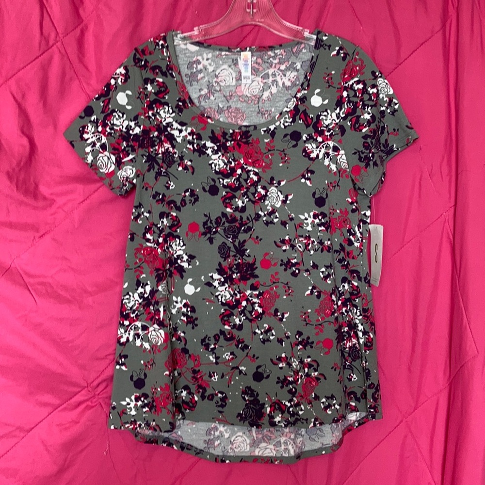 S Disney LuLaRoe Classic T NWT